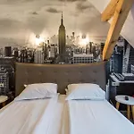 Hotel Bliss